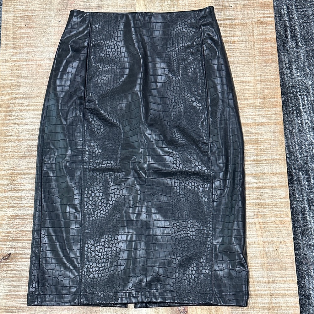 Halogen Textured Black Pencil Skirt